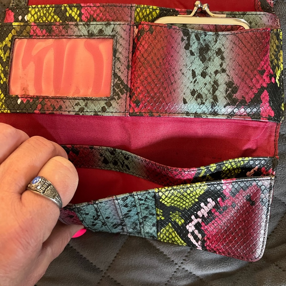 Wallet - Picture 8 of 14